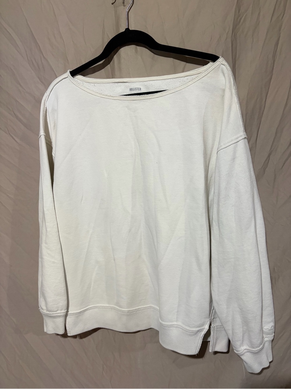 Hollister crewneck